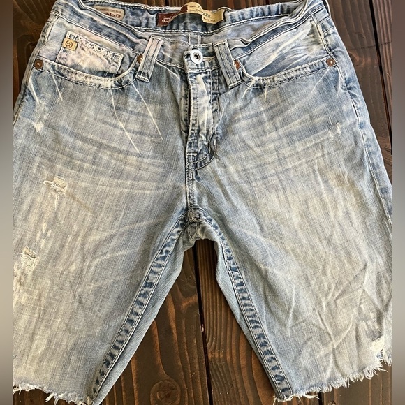 Big Star Other - Men’s Big Star Pioneer Regular Bootcut Cut Off Denim Shorts. Size 30W.